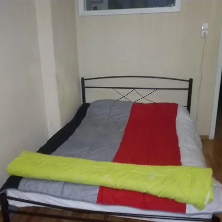 Spacious 2 Bedroom Center In Thessaloniki
